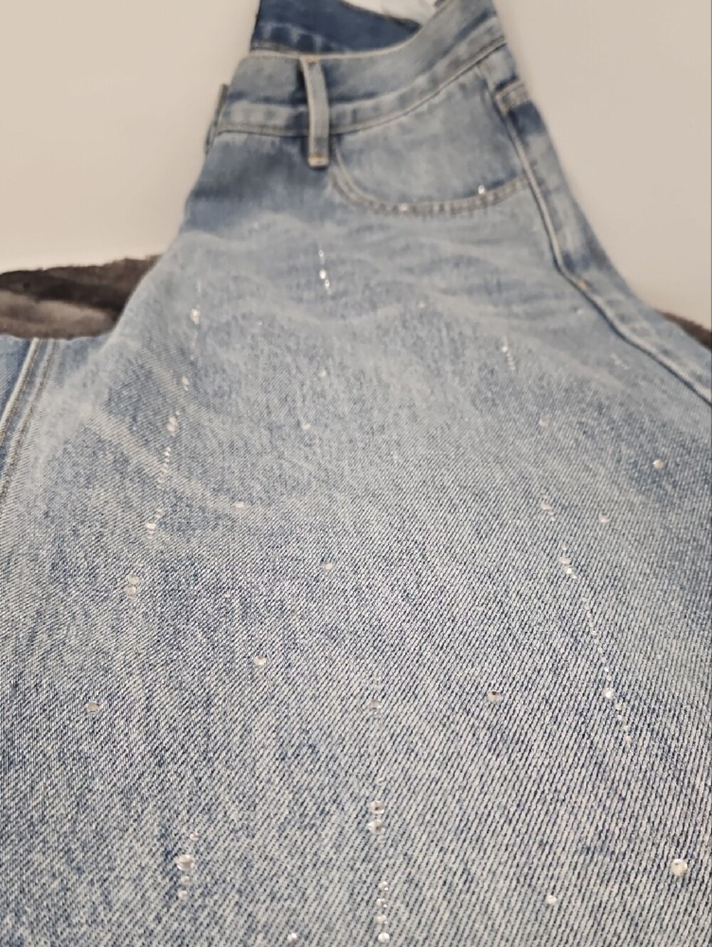 CHANEL Light Blue Wide-Leg Women's Jeans with Subtle Crystal Detail - Picture 7 of 7